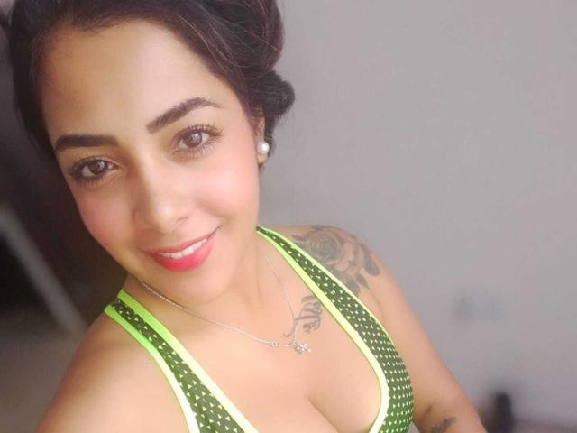 BrianaEscobar - Live Sex Cam - 14800190