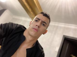 JoshueChaude - Live porn &amp; sex cam - 14804470