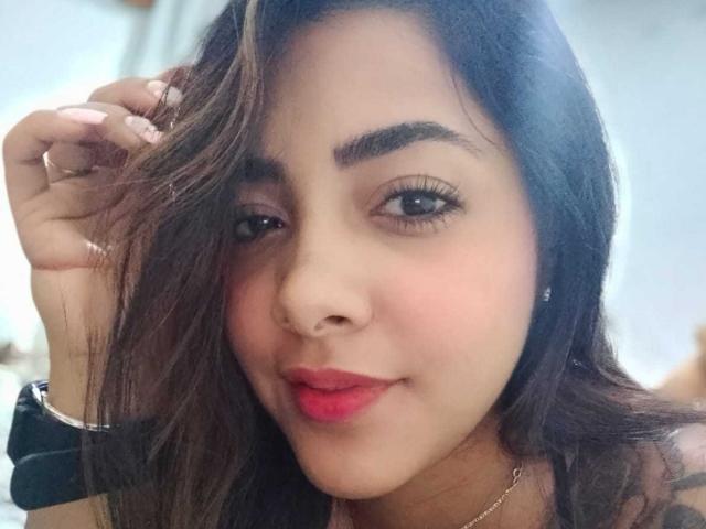 BrianaEscobar - Live Sex Cam - 14820894