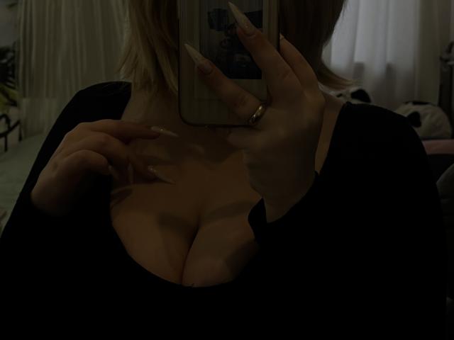 Polinka - Élő pornó és szexkamera - 14825482