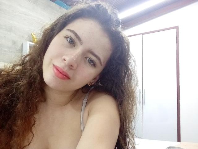 AprilEvanss - Live sex cam - 14827430