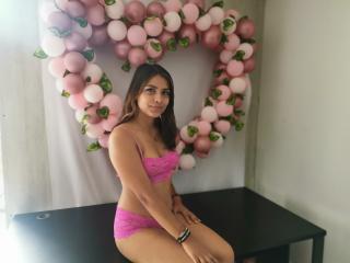 EmilyRobeerts - Live sexe cam - 14827570