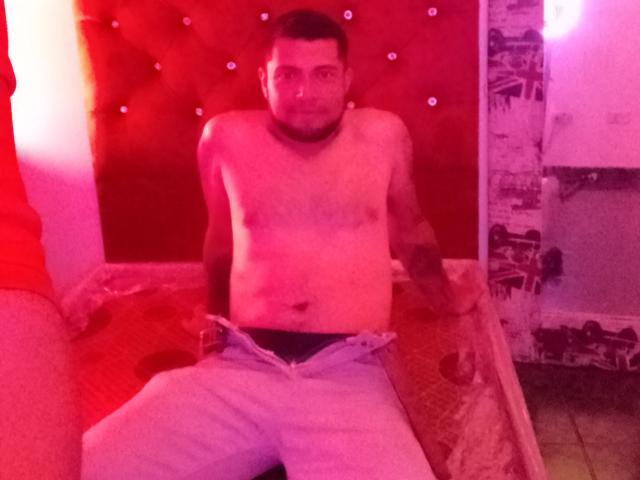 WilliFlechas - Live sex cam - 14831258
