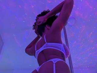 EvaCurlyX - Sexe cam en vivo - 14842998