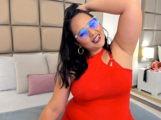KendalReus - Live sex cam - 14844886