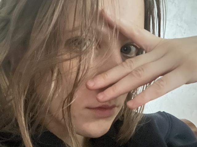 AlexandraMeow - Sexe cam en vivo - 14855662