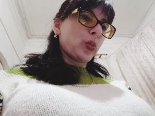 DiamondLeona - Live sex cam - 14856150