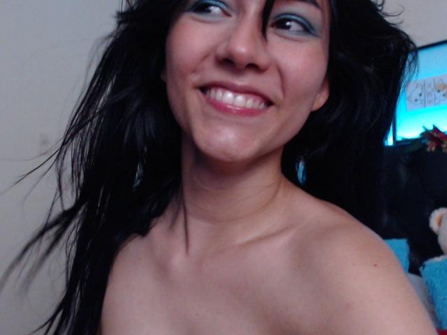 DeisyWest - сексуальная веб-камера в реальном времени - 14872134