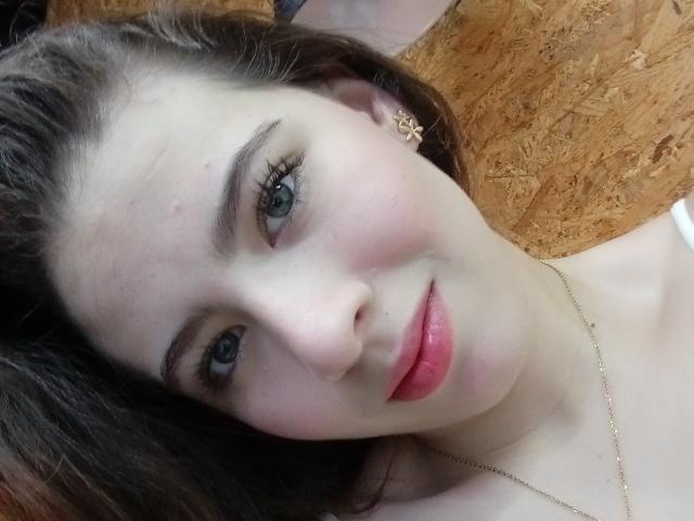 AprilEvanss - Live sex cam - 14882134