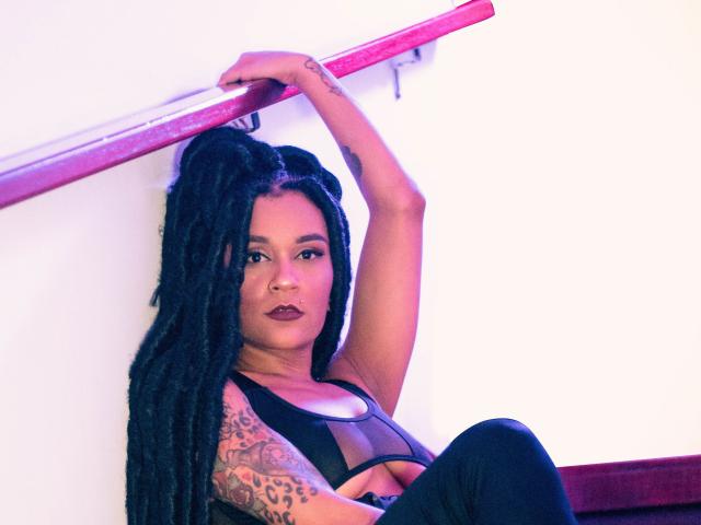 AmyStone69 - Sexe cam en vivo - 14889746