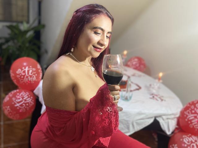 NahelaBigMelonsX - Live Sex Cam - 14892210