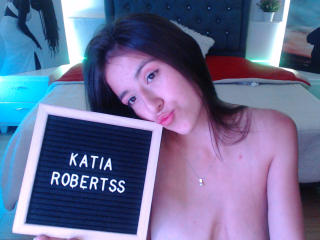 KatiaRobertss - сексуальная веб-камера в реальном времени - 14898514