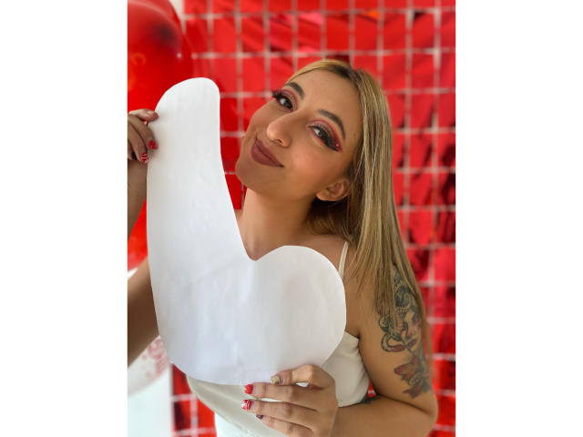 SabrinaMontana - Live sex cam - 14907518