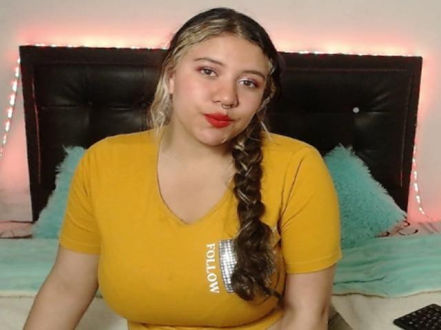 KrisGarner - Live sex cam - 14911686