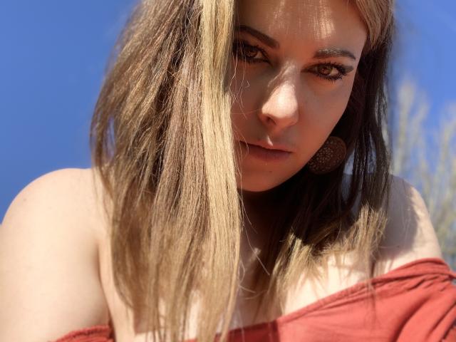 DagmarEtMirana - Live Sex Cam - 14943278