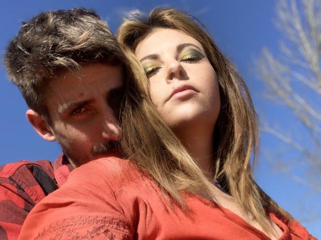 DagmarEtMirana - Live Sex Cam - 14943350