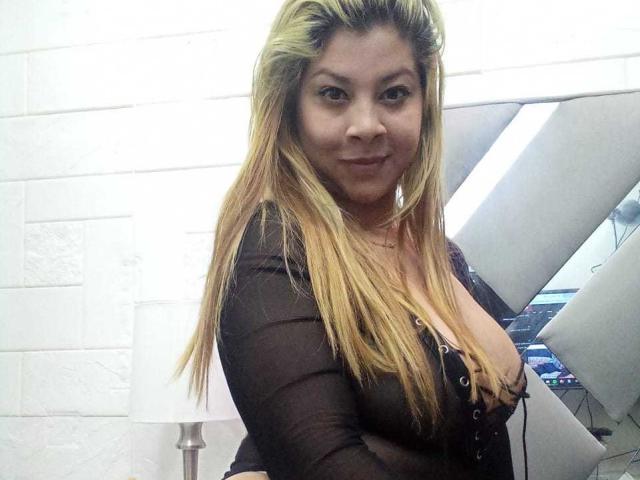HannaFoxy - Live sexe cam - 14953454