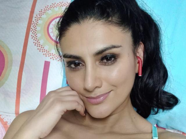JuliaRobinson - Live sex cam - 14974962