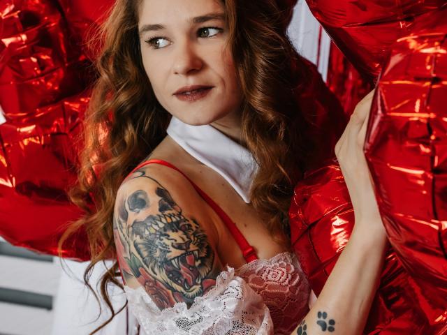 NyushaClark - Sexe cam en vivo - 14978010