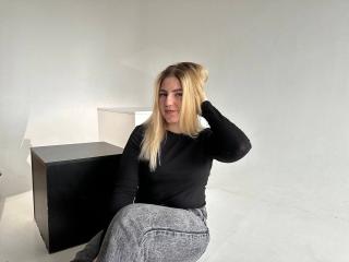 PenelopeBlair - Live Sex Cam - 14985414