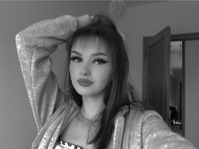 VickyxFantasy - Live porn &amp;amp; sex cam - 14990826