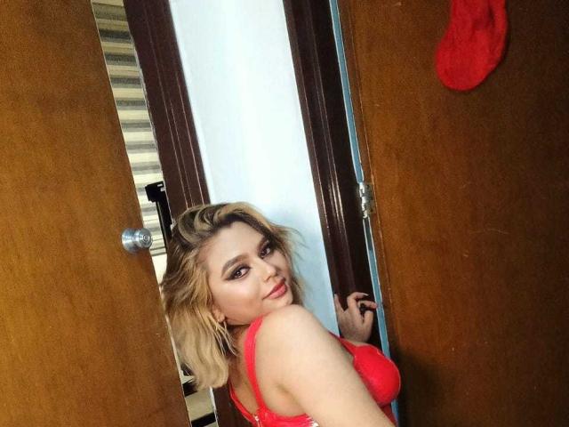 AliceeSecret - Live Sex Cam - 14999822