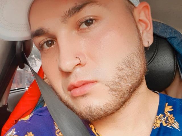 AdamWes - Live sex cam - 15001738