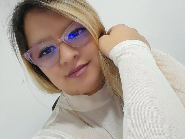 SaraMoreti - Live Sex Cam - 15003222