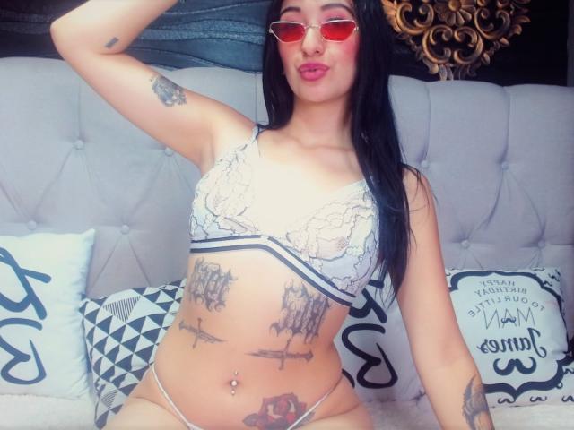 TifanyDiaz - Live Sex Cam - 15006202