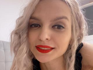 DouceAmelia - Live porn & sex cam - 15007482