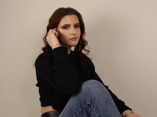 MollyTravis - Live Sex Cam - 15026590