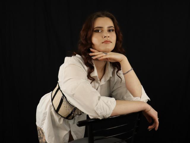 MollyTravis - Sexe cam en vivo - 15026622