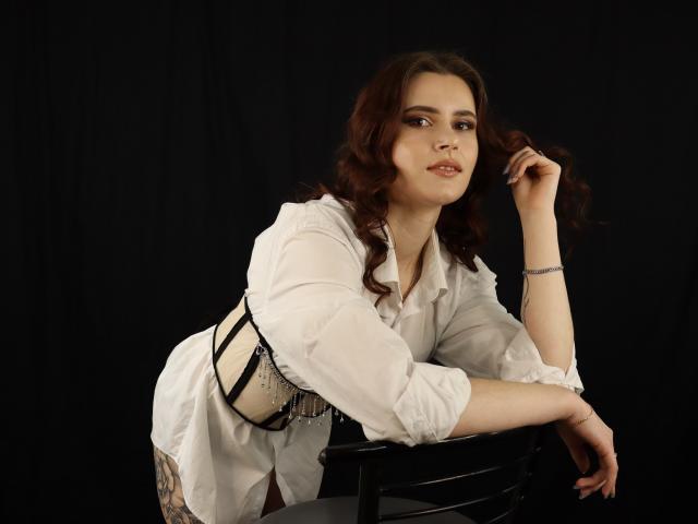 MollyTravis - Live sex cam - 15026630