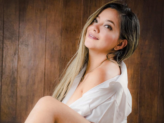 AbrilClark - Camera khiêu dâm &amp; quyến rũ trực tiếp - 15028206