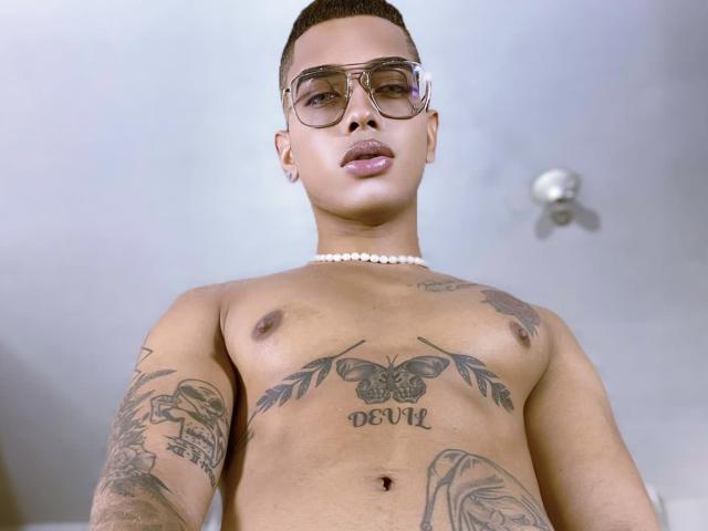 YosserCameron - Sexe cam en vivo - 15028858