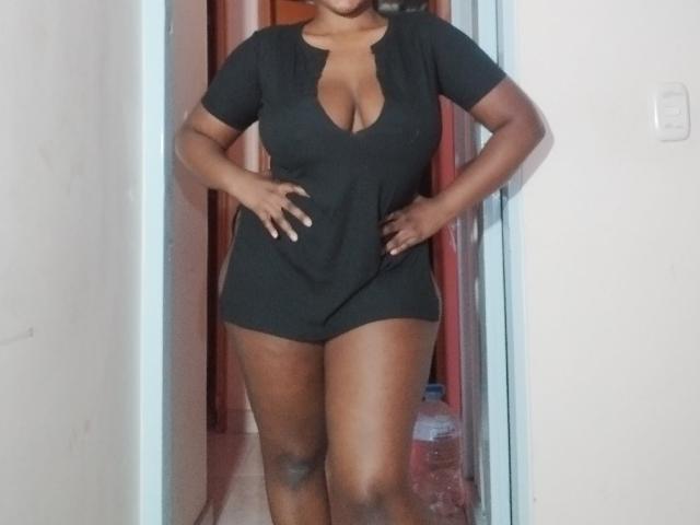 EmiraHot - Live porn &amp; sex cam - 15040818