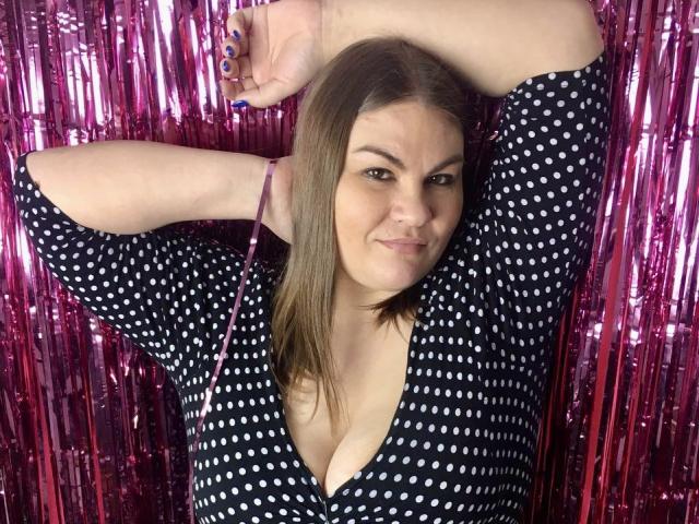 ZenaPallmer - Live sex cam - 15043686