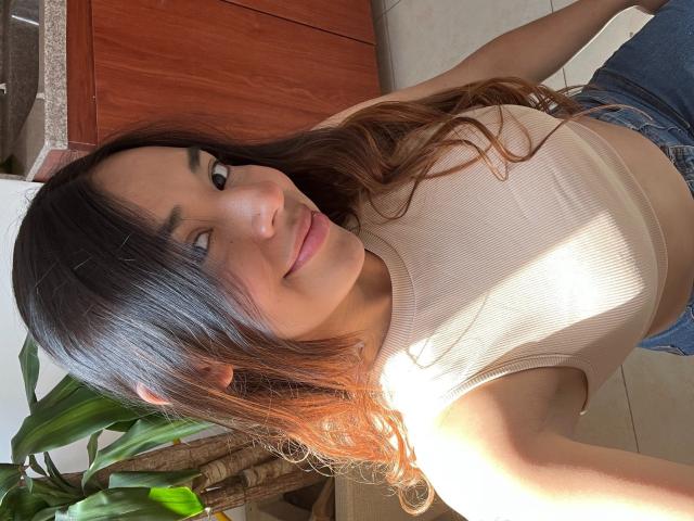 AliceSandoval - Live Sex Cam - 15054678