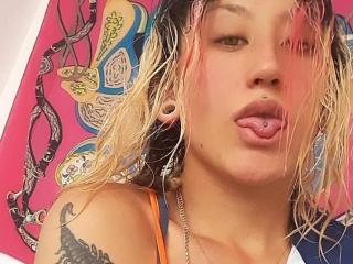 MadelineSquirt - Live sexe cam - 15066382