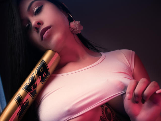 ElaiaBakerr - Live porn &amp; sex cam - 15069378