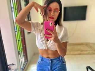 LindaRousse - Sexe cam en vivo - 15071794