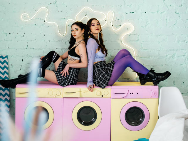 DakotaAndTessa - Sexe cam en vivo - 15081906