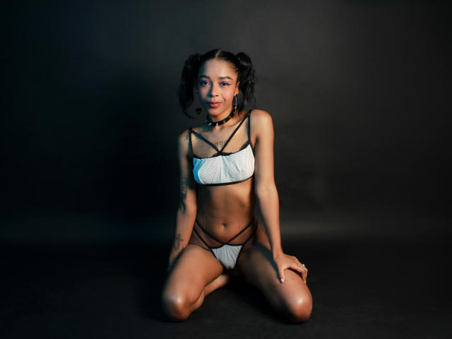 EmilyKeen - Live porn &amp; sex cam - 15098038