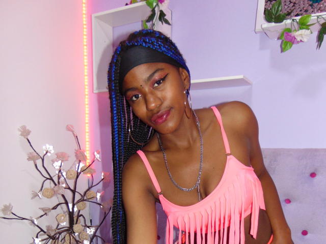 AlondraRoux - Live sex cam - 15104938