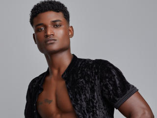 AronWills - Live porn &amp; sex cam - 15127050