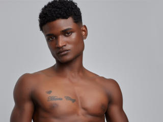 AronWills - Live porn &amp; sex cam - 15127074