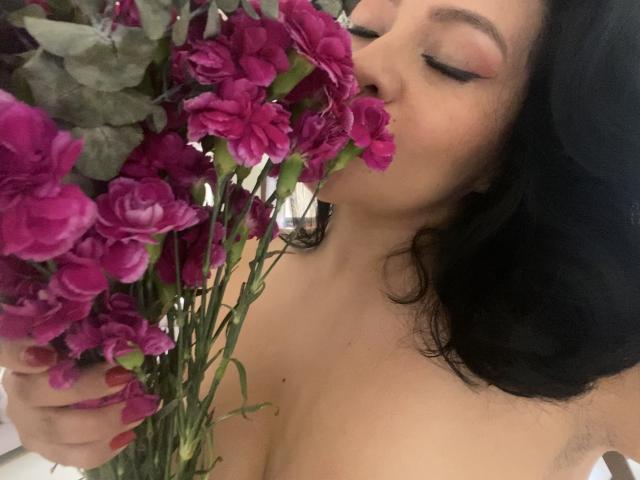 AlisGourmande - Sexe cam en vivo - 15130930