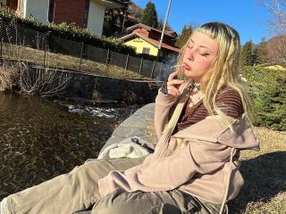 PixieManicDreamGirl - Sexe cam en vivo - 15134518
