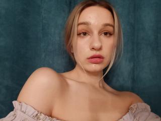 SparkleJulie - Sexe cam en vivo - 15135342