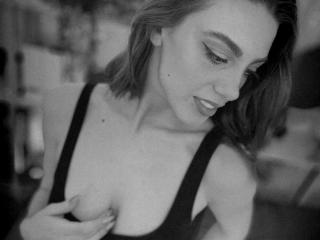 VeronicaLuna - Live Sex Cam - 15141314